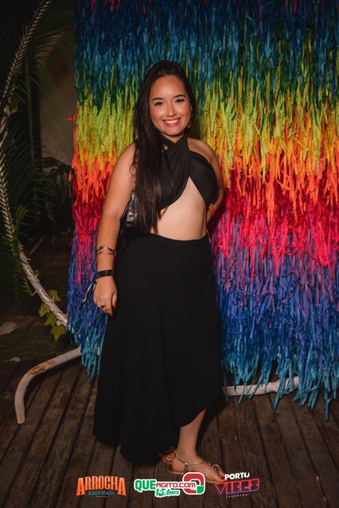 Anna Catarina agita o Arrocha Sueds Beach em Porto Seguro 390