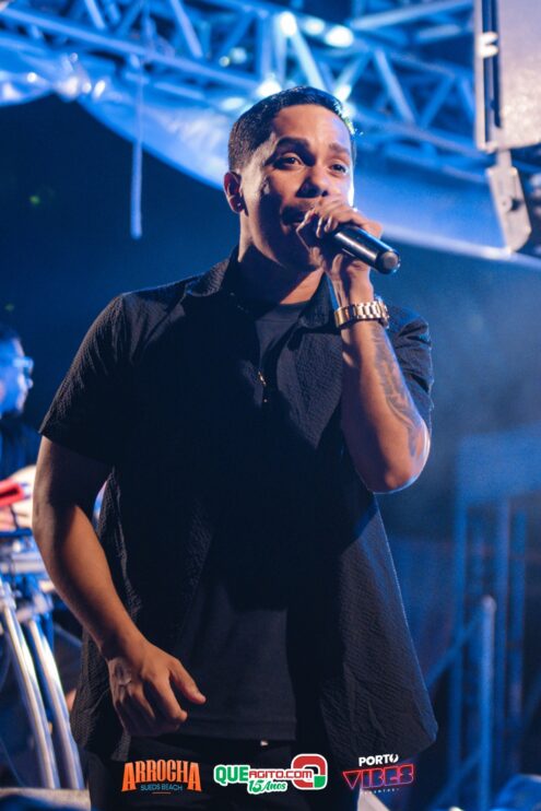 Anna Catarina agita o Arrocha Sueds Beach em Porto Seguro 400