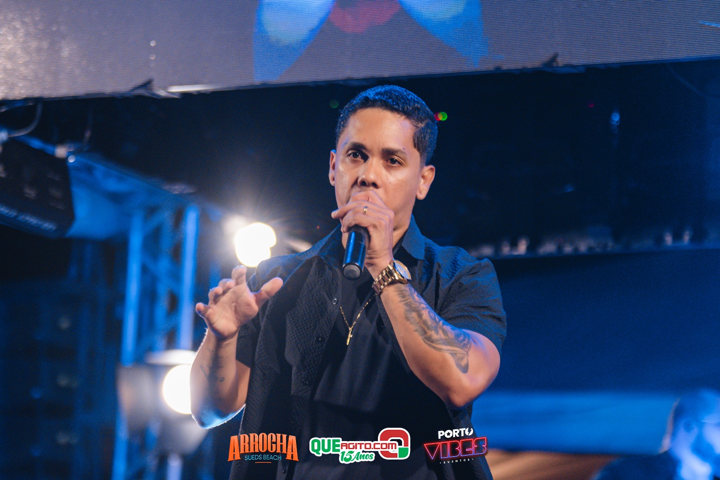 Anna Catarina agita o Arrocha Sueds Beach em Porto Seguro 11