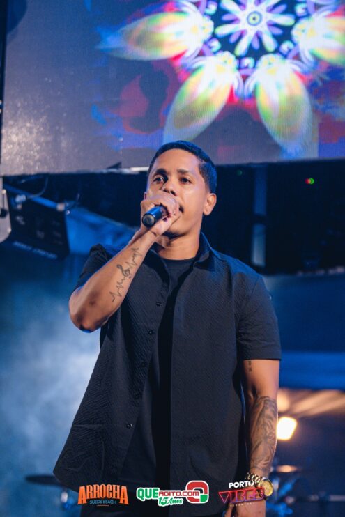 Anna Catarina agita o Arrocha Sueds Beach em Porto Seguro 408