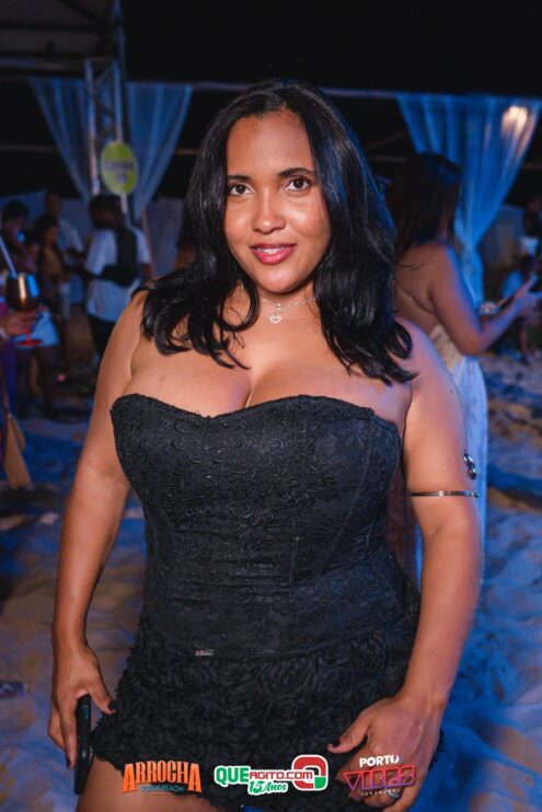 Anna Catarina agita o Arrocha Sueds Beach em Porto Seguro 415