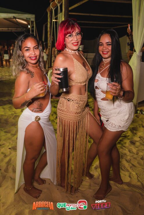 Anna Catarina agita o Arrocha Sueds Beach em Porto Seguro 425