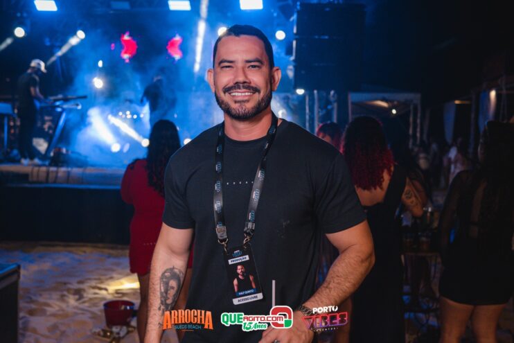 Anna Catarina agita o Arrocha Sueds Beach em Porto Seguro 450