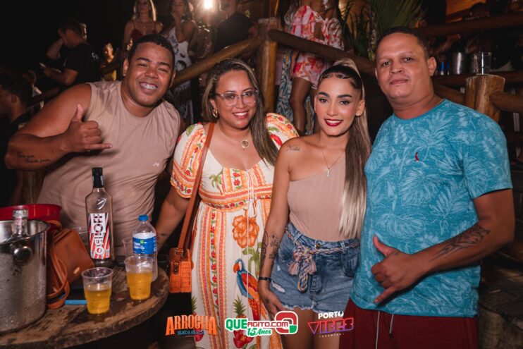 Anna Catarina agita o Arrocha Sueds Beach em Porto Seguro 458
