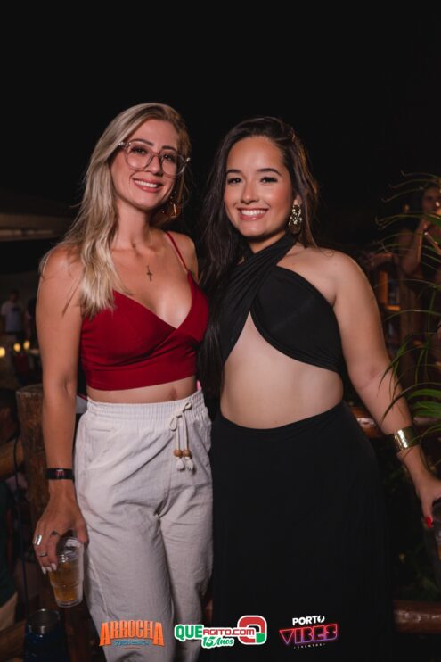 Anna Catarina agita o Arrocha Sueds Beach em Porto Seguro 464