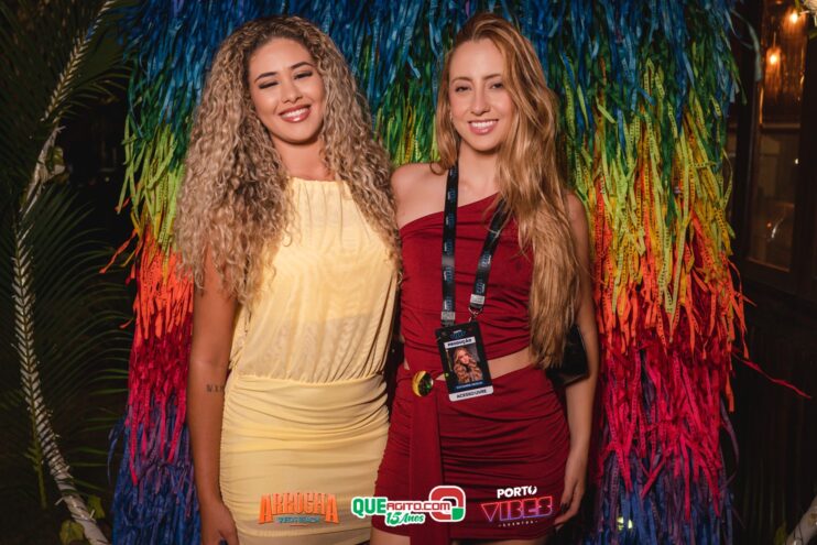 Anna Catarina agita o Arrocha Sueds Beach em Porto Seguro 483