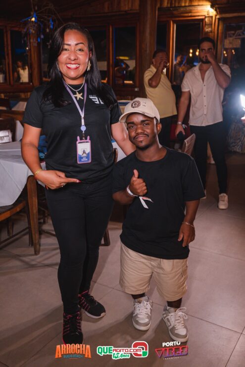 Anna Catarina agita o Arrocha Sueds Beach em Porto Seguro 496