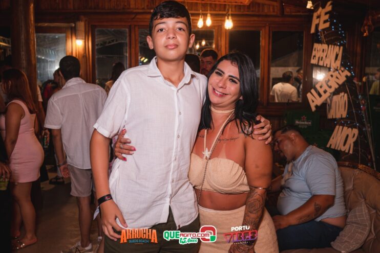 Anna Catarina agita o Arrocha Sueds Beach em Porto Seguro 497