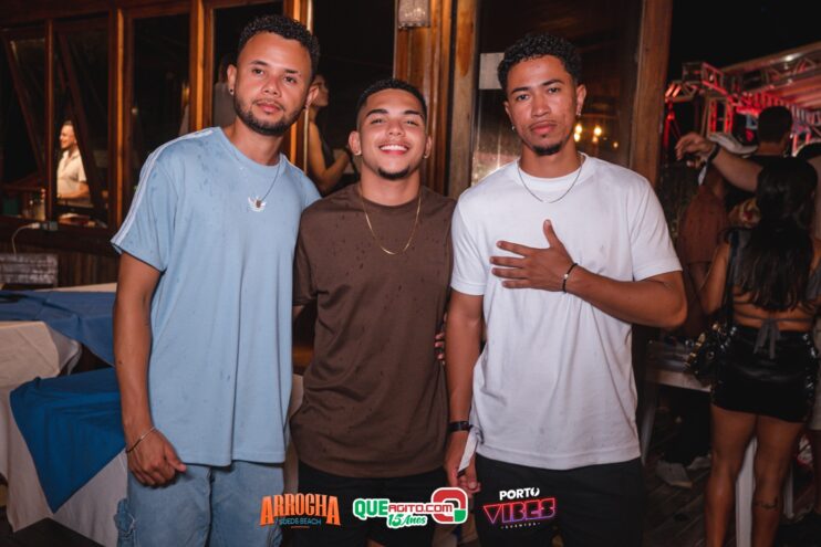 Anna Catarina agita o Arrocha Sueds Beach em Porto Seguro 499