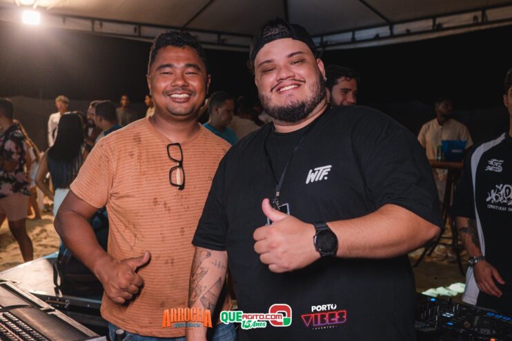 Anna Catarina agita o Arrocha Sueds Beach em Porto Seguro 510