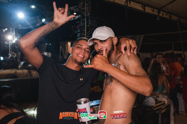 Anna Catarina agita o Arrocha Sueds Beach em Porto Seguro 511