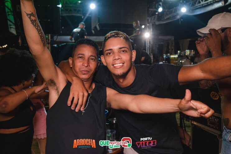 Anna Catarina agita o Arrocha Sueds Beach em Porto Seguro 512