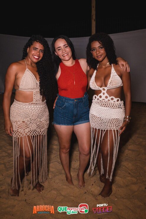 Anna Catarina agita o Arrocha Sueds Beach em Porto Seguro 534