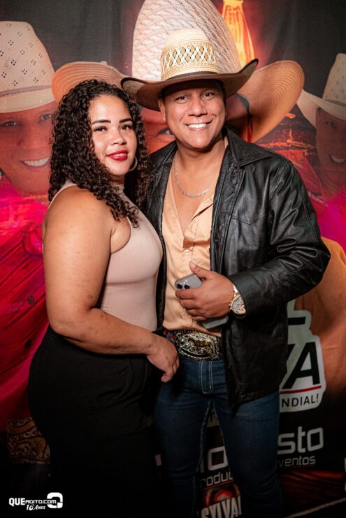 Vall Sylva agita a noite de sexta-feira na Ilha de Guriri com show inesquecível 104