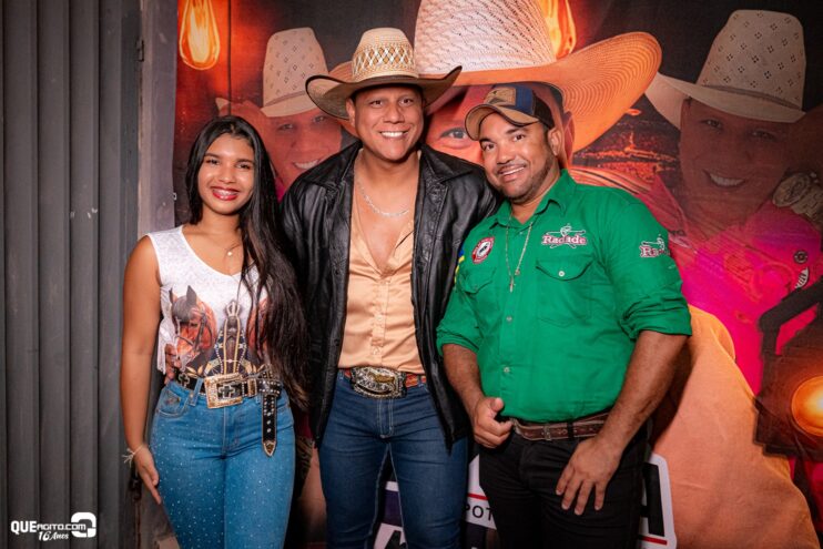 Vall Sylva agita a noite de sexta-feira na Ilha de Guriri com show inesquecível 126