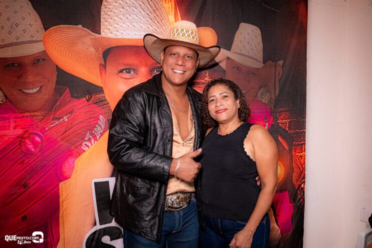 Vall Sylva agita a noite de sexta-feira na Ilha de Guriri com show inesquecível 133