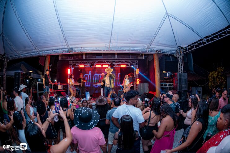 Vall Sylva agita a noite de sexta-feira na Ilha de Guriri com show inesquecível 149
