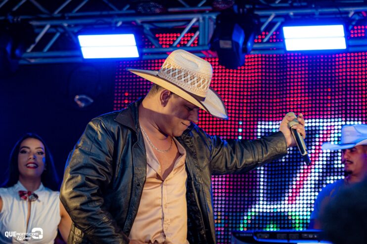 Vall Sylva agita a noite de sexta-feira na Ilha de Guriri com show inesquecível 157