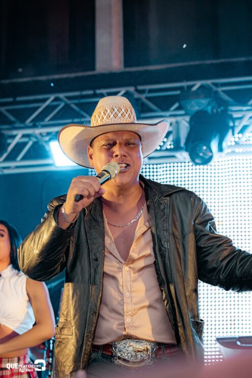 Vall Sylva agita a noite de sexta-feira na Ilha de Guriri com show inesquecível 171