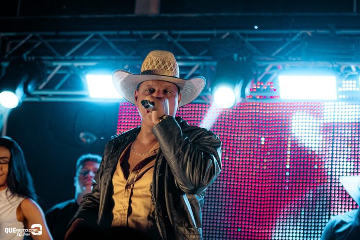 Vall Sylva agita a noite de sexta-feira na Ilha de Guriri com show inesquecível 175