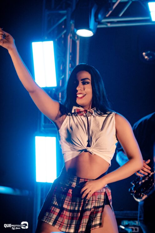 Vall Sylva agita a noite de sexta-feira na Ilha de Guriri com show inesquecível 182