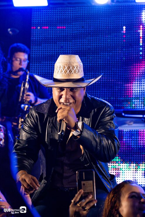 Vall Sylva agita a noite de sexta-feira na Ilha de Guriri com show inesquecível 183