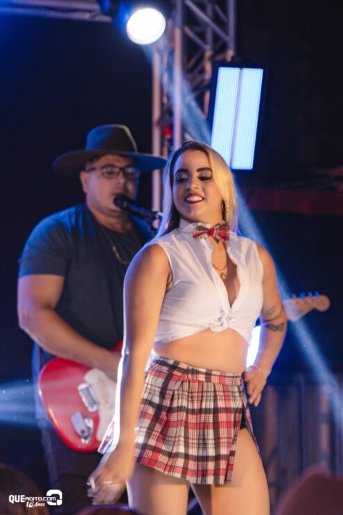 Vall Sylva agita a noite de sexta-feira na Ilha de Guriri com show inesquecível 186