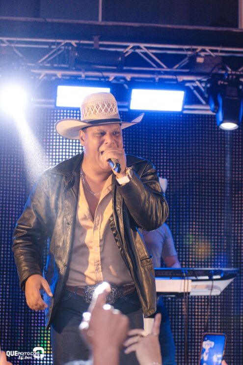 Vall Sylva agita a noite de sexta-feira na Ilha de Guriri com show inesquecível 188