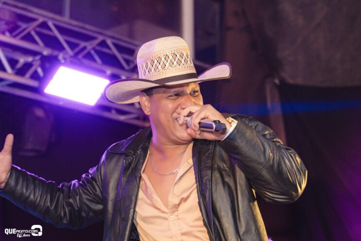 Vall Sylva agita a noite de sexta-feira na Ilha de Guriri com show inesquecível 202