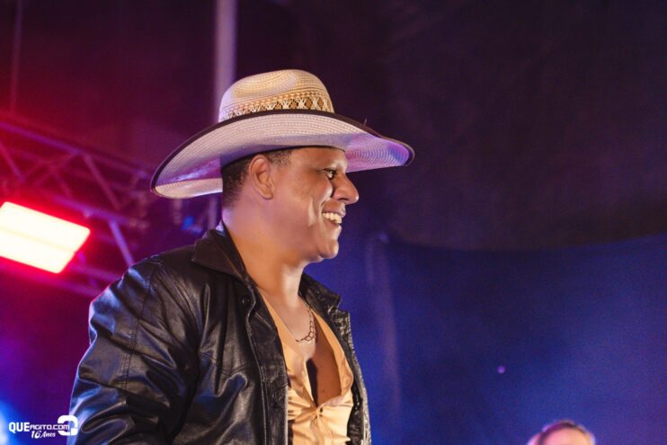 Vall Sylva agita a noite de sexta-feira na Ilha de Guriri com show inesquecível 204