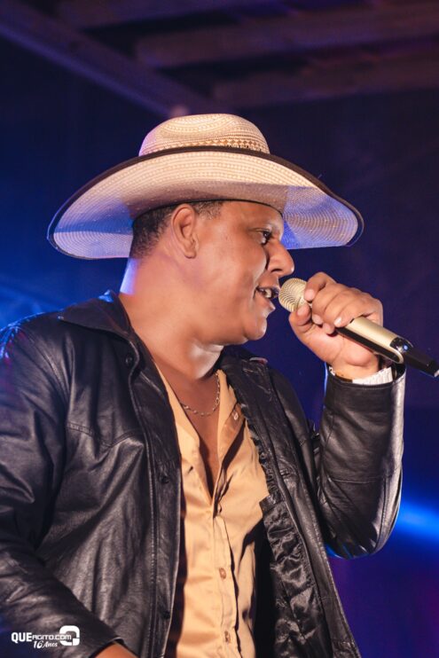 Vall Sylva agita a noite de sexta-feira na Ilha de Guriri com show inesquecível 208