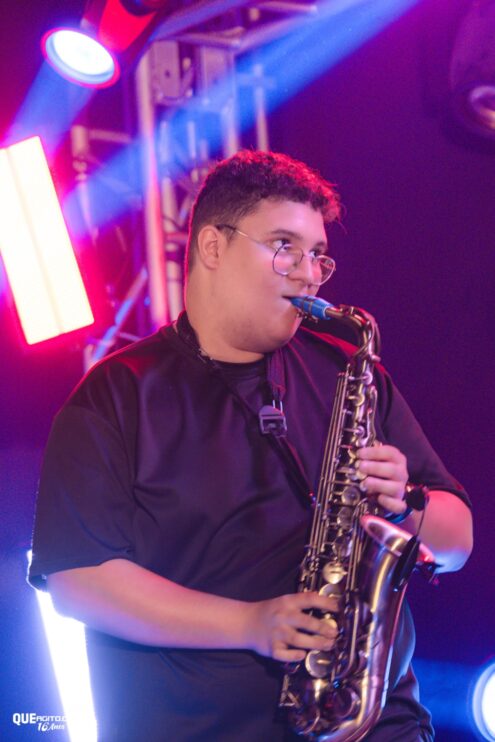 Vall Sylva agita a noite de sexta-feira na Ilha de Guriri com show inesquecível 221