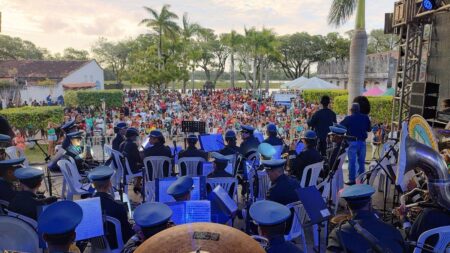 Belmonte realiza 10º Encontro de Filarmônicas com programação cultural nos dias 22 e 23 de novembro Belmonte realiza 10º Encontro de Filarmônicas com programação cultural nos dias 22 e 23 de novembro 12