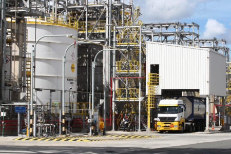 Incentivos Fiscais: conselhos Probahia e Desenvolve aprovam mais de R$ 1,6 bilhão em investimentos para a Bahia Incentivos Fiscais: conselhos Probahia e Desenvolve aprovam mais de R$ 1,6 bilhão em investimentos para a Bahia 6