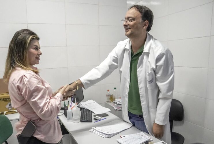 Outubro Rosa encerra com acolhimento, informação e atendimento especializado 24