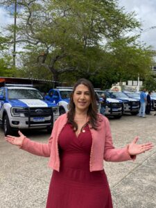 Deputada Cláudia Oliveira destina viatura para Eunápolis e reforça compromisso com a segurança pública 124