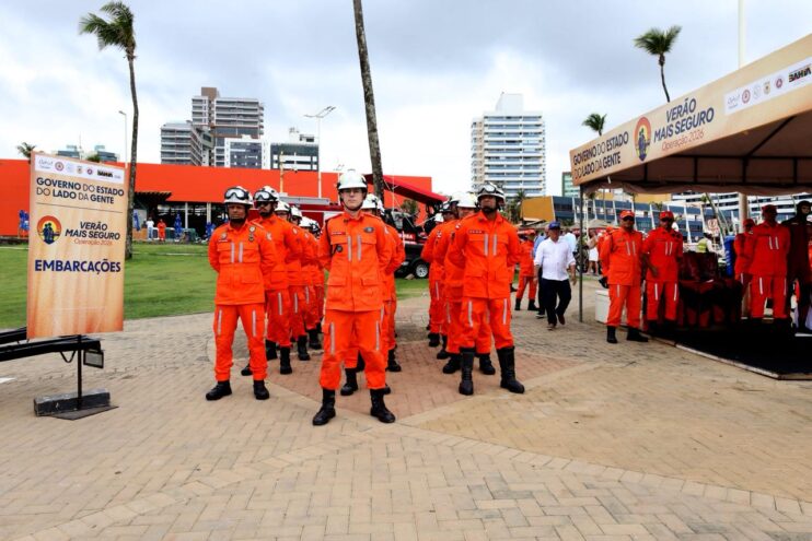 Operação Verão 2025/2026: deputada Cláudia Oliveira recebe 15 novas viaturas para reforçar a segurança no Extremo Sul 19