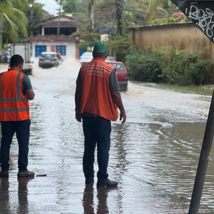 Prefeitura de Porto Seguro mobiliza equipes em regime de plantão após acúmulo de chuvas nas últimas horas 11