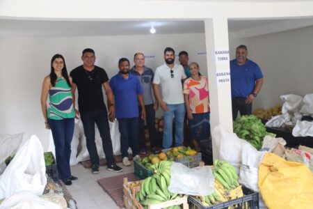 Prefeitura de Eunápolis inicia entregas de alimentos do PAA 129