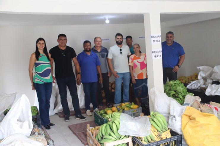 Prefeitura de Eunápolis inicia entregas de alimentos do PAA 4