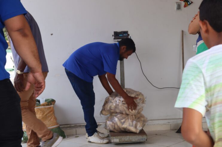 Prefeitura de Eunápolis inicia entregas de alimentos do PAA 14