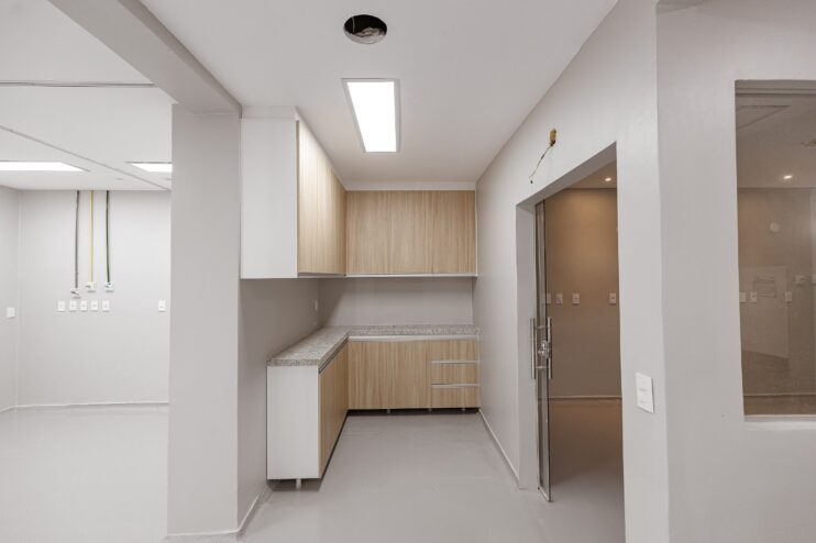 Prefeitura avança na construção da nova recepção infantil, Ala Vermelha e sala do tomógrafo do Hospital Geral de Eunápolis 11