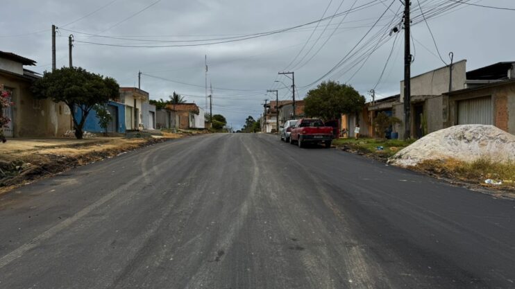 Prefeitura de Eunápolis inicia pavimentação da Avenida Brasil no Alto da Boa Vista 4