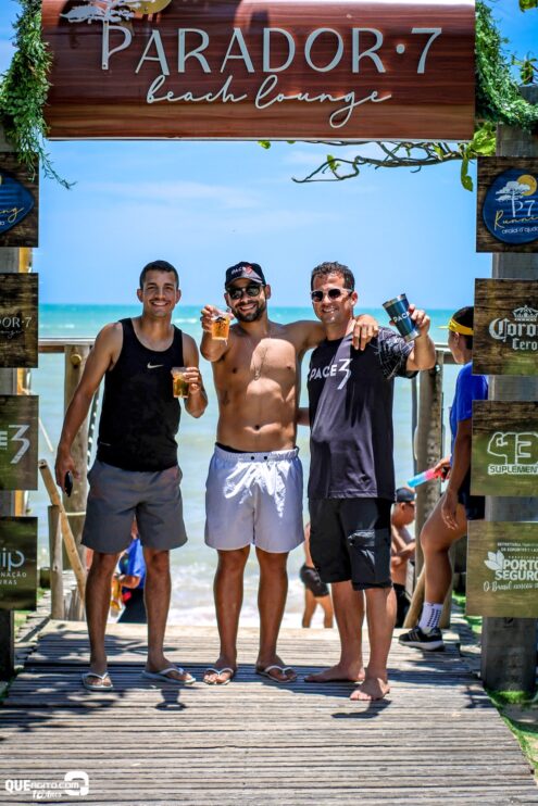 P7 RUNNING estreia com sucesso e transforma Arraial d’Ajuda no palco da corrida de praia 90