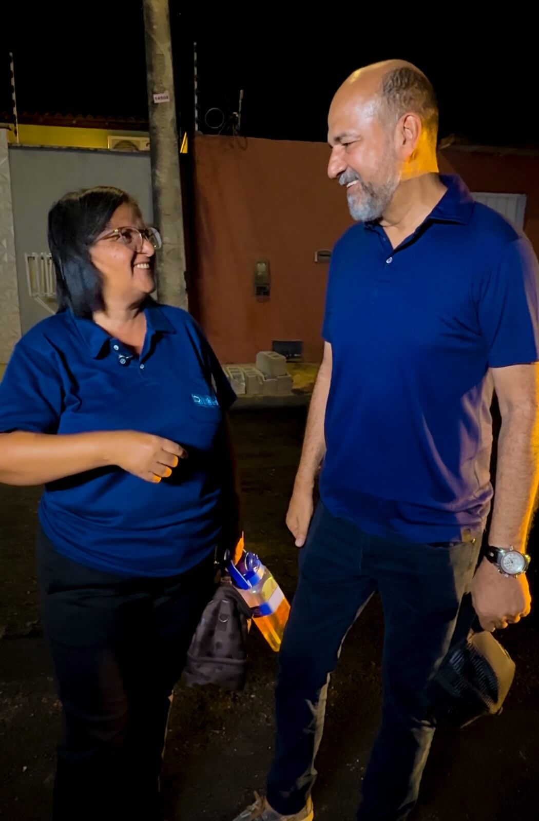 Obra da Prefeitura: moradores comemoram serviço de drenagem e asfalto na Rua Chade, em Eunápolis 5