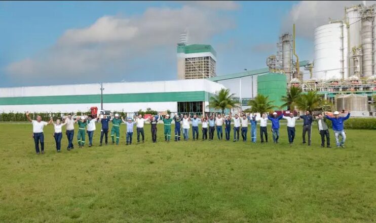 Veracel reforça excelência em gestão de pessoas com dupla conquista nacional em qualidade de vida e ambiente de trabalho Veracel reforça excelência em gestão de pessoas com dupla conquista nacional em qualidade de vida e ambiente de trabalho 4