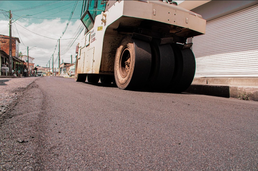 Prefeitura de Porto Seguro amplia obras de repavimentação do bairro Baianão com asfalto de qualidade 6