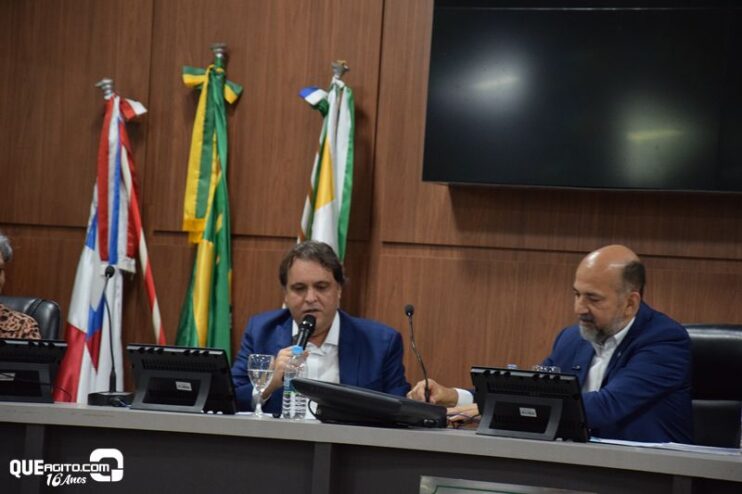 Prefeitura de Eunápolis entrega mais de 300 títulos de propriedade a famílias do município 28