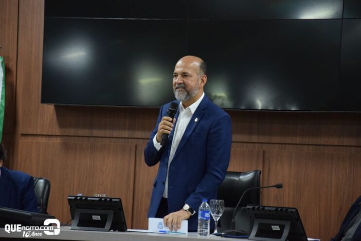 Prefeitura de Eunápolis entrega mais de 300 títulos de propriedade a famílias do município 33