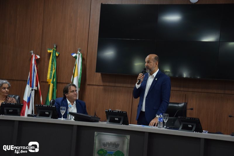 Prefeitura de Eunápolis entrega mais de 300 títulos de propriedade a famílias do município 6
